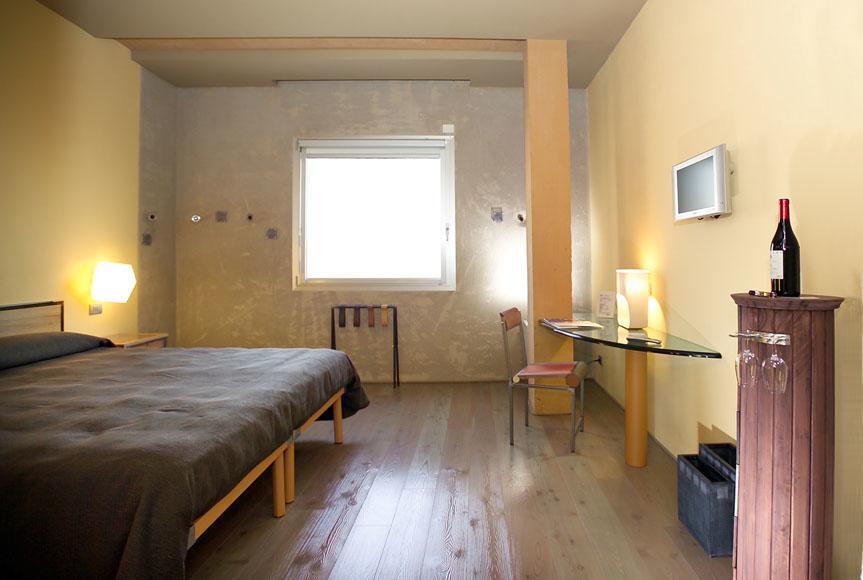 Albergo Cantine Ascheri Бра Экстерьер фото